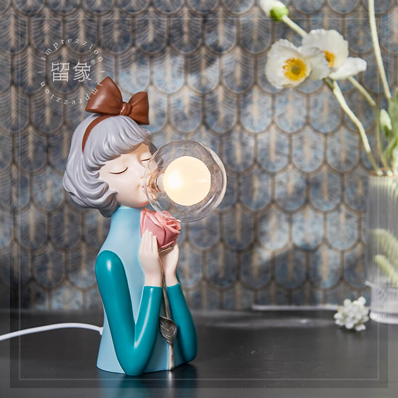 Bubble Girl Night Light Resin Table Lamp