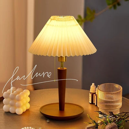 Classic Retro Pleated Wooden Table Lamp