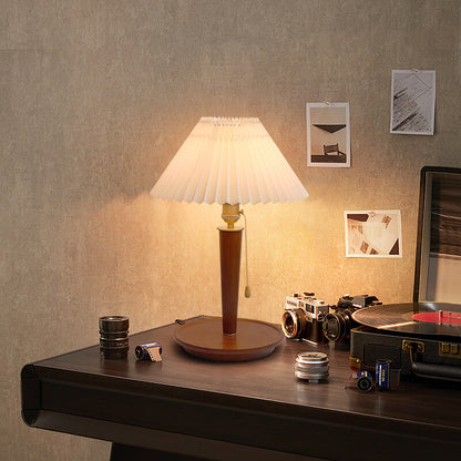 Classic Retro Pleated Wooden Table Lamp